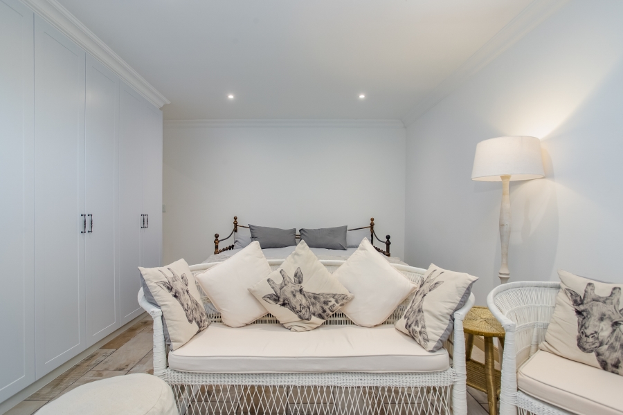 1 Bedroom Property for Sale in Franschhoek Western Cape